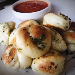 Garlic Knots