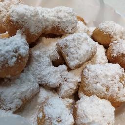 Zeppoles